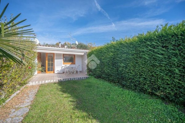 casa indipendente in vendita a Bardolino