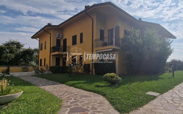 appartamento in vendita a Bardolino