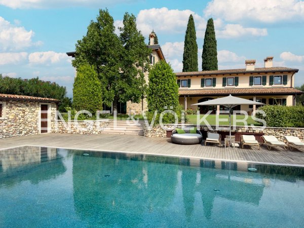 villa in vendita a Bardolino