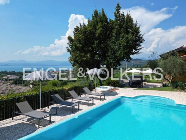 casa indipendente in vendita a Bardolino