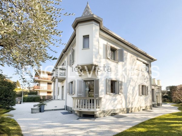 casa indipendente in vendita a Bardolino