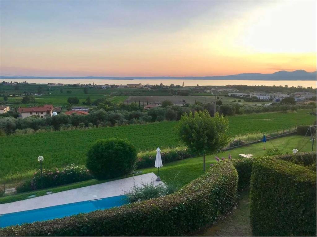 appartamento in vendita a Bardolino