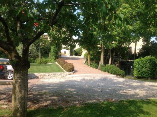 casa indipendente in vendita a Bardolino