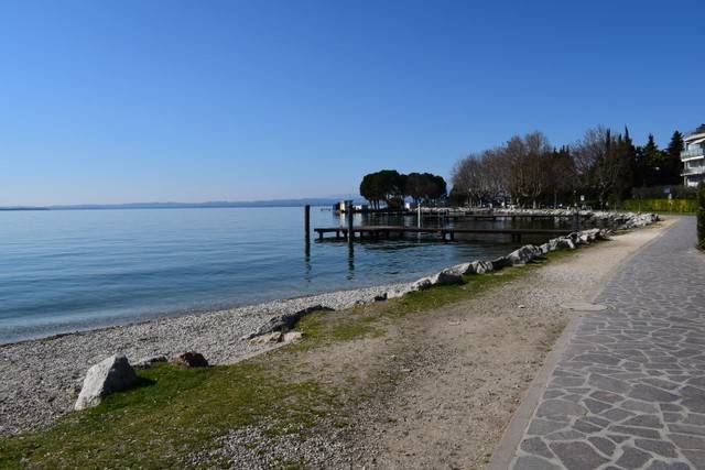 appartamento in vendita a Bardolino