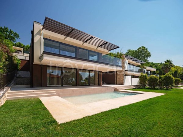 casa indipendente in vendita a Bardolino