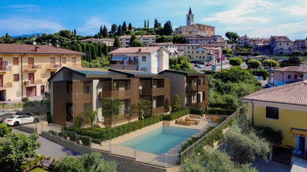 appartamento in vendita a Bardolino in zona Calmasino