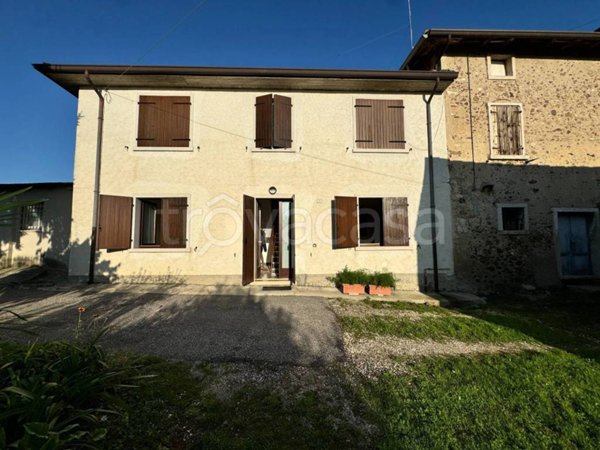 casa indipendente in vendita a Bardolino