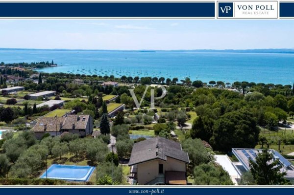 casa indipendente in vendita a Bardolino