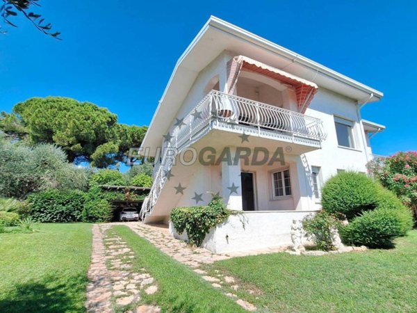 casa indipendente in vendita a Bardolino