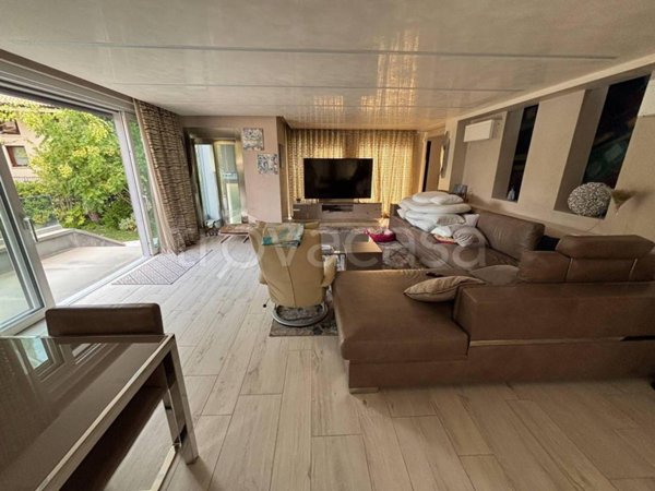 casa indipendente in vendita a Bardolino