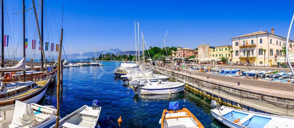 quadrivano in vendita a Bardolino