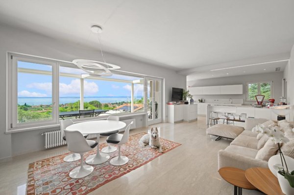 casa indipendente in vendita a Bardolino