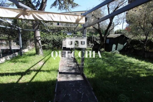 casa indipendente in vendita a Bardolino