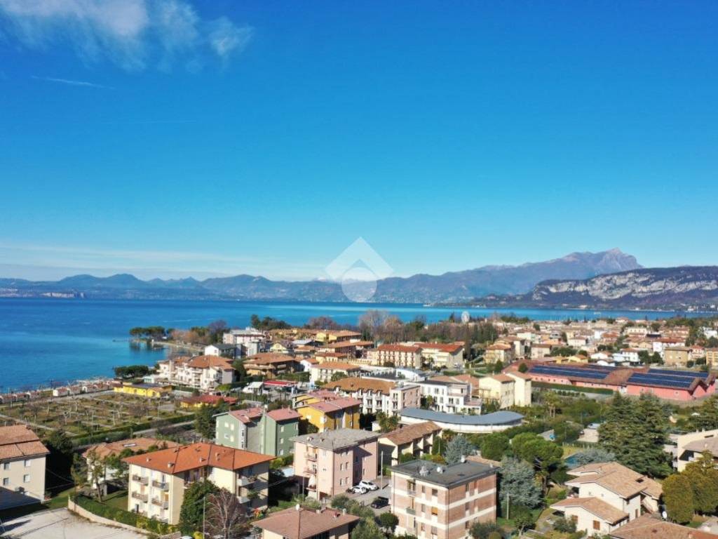 appartamento in vendita a Bardolino