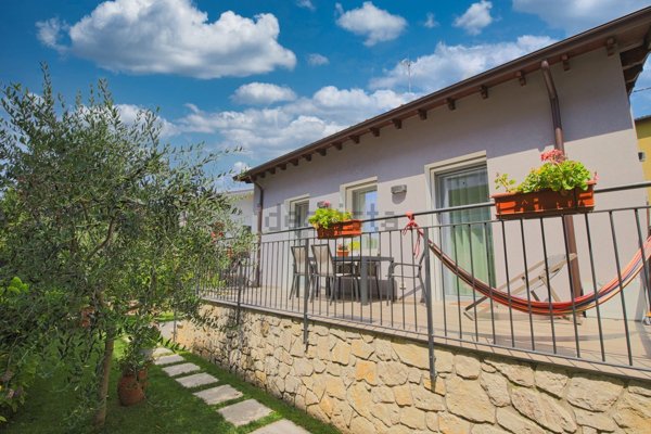 casa indipendente in vendita a Bardolino