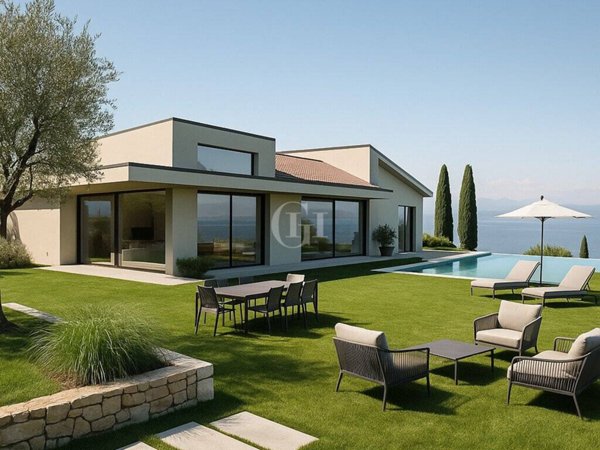 casa indipendente in vendita a Bardolino