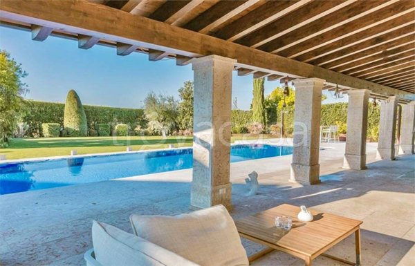 casa indipendente in vendita a Bardolino