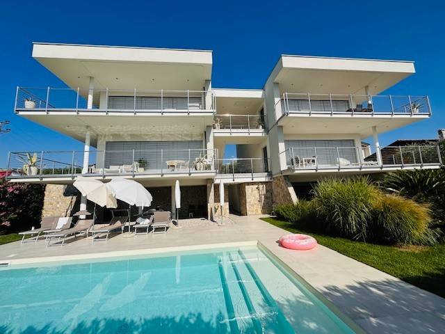 appartamento in vendita a Bardolino