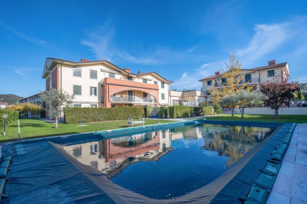appartamento in vendita a Bardolino