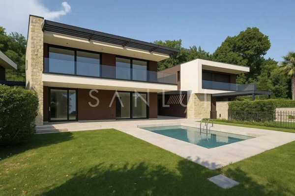 casa indipendente in vendita a Bardolino