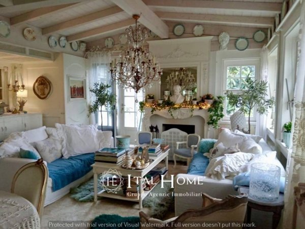 casa indipendente in vendita a Bardolino