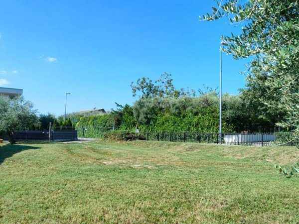 casa indipendente in vendita a Bardolino