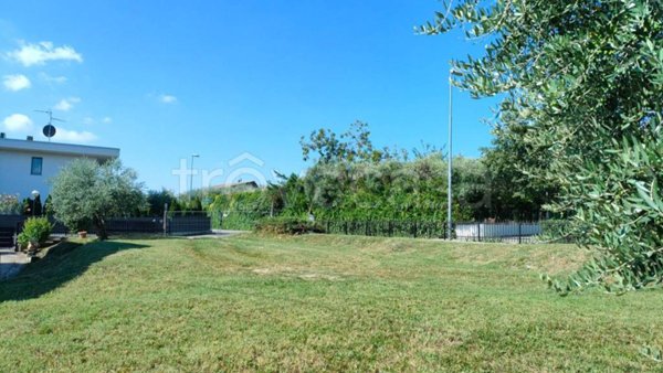 casa indipendente in vendita a Bardolino