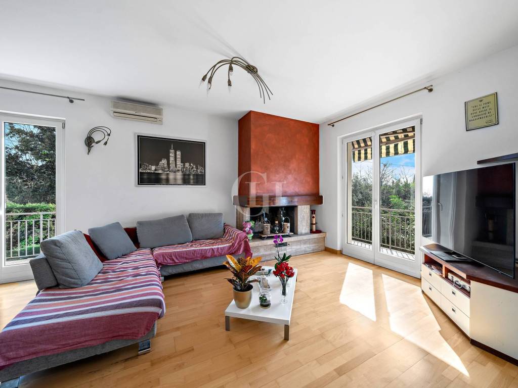 casa indipendente in vendita a Bardolino