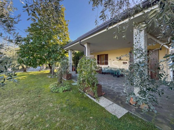 appartamento in vendita a Bardolino