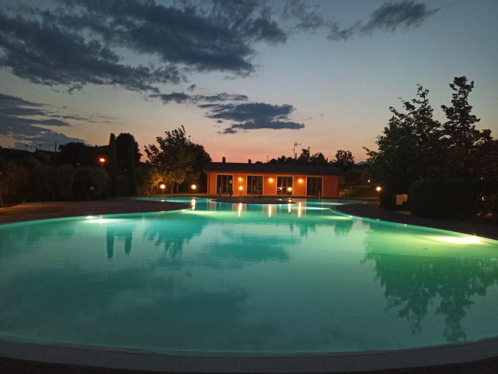 appartamento in vendita a Bardolino in zona Calmasino