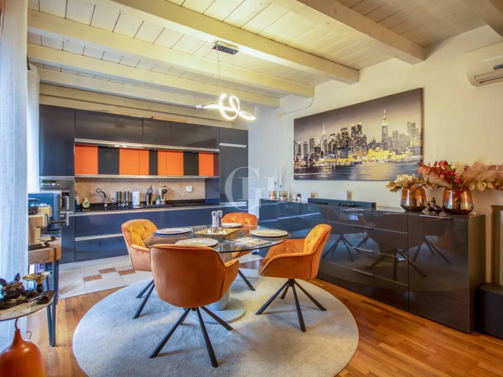 appartamento in vendita a Bardolino in zona Calmasino