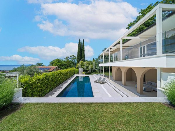 casa indipendente in vendita a Bardolino