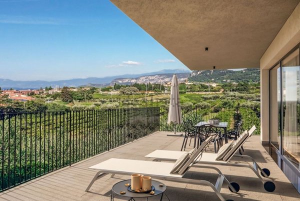 casa indipendente in vendita a Bardolino