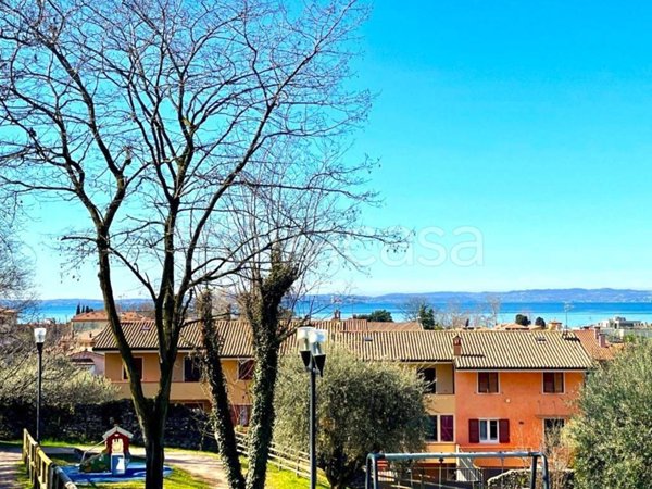 casa indipendente in vendita a Bardolino