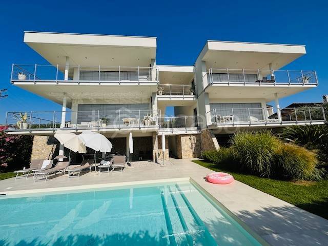 appartamento in vendita a Bardolino