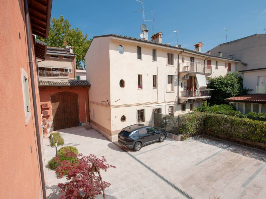 appartamento in vendita a Bardolino