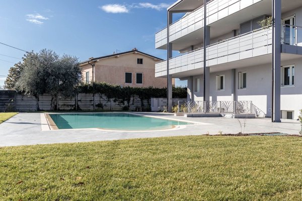 appartamento in vendita a Bardolino