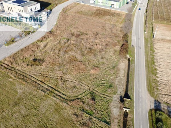 appartamento in vendita a Bardolino in zona Calmasino