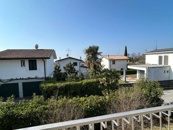 casa indipendente in vendita a Bardolino