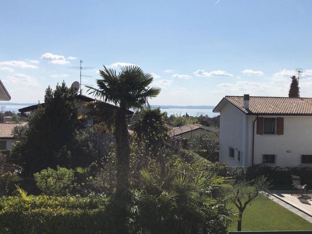 casa indipendente in vendita a Bardolino