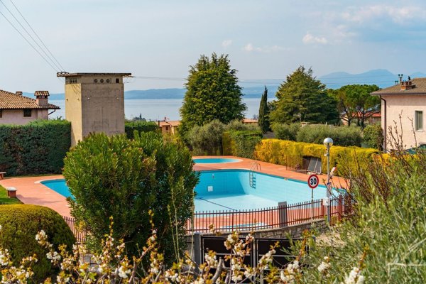 casa indipendente in vendita a Bardolino