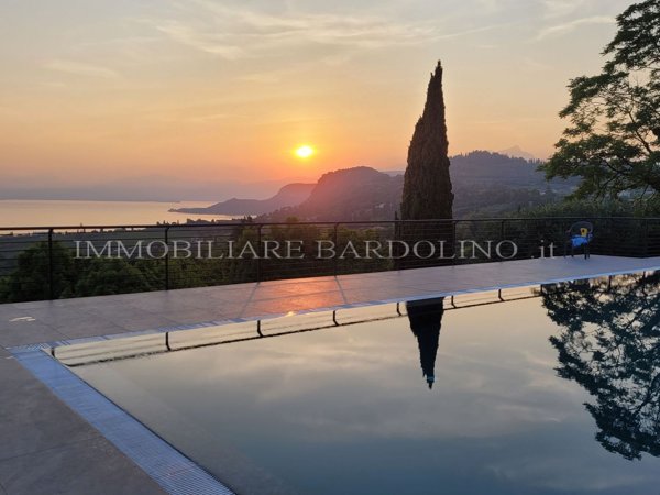 casa indipendente in vendita a Bardolino