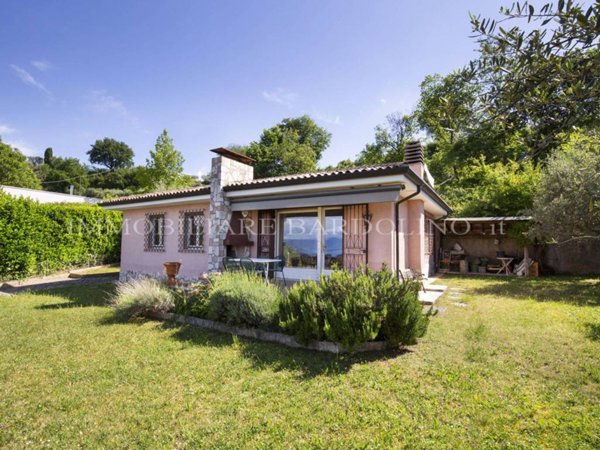 casa indipendente in vendita a Bardolino