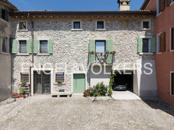 casa indipendente in vendita a Bardolino