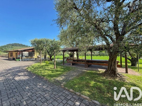 casa indipendente in vendita a Bardolino
