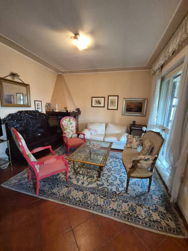 casa indipendente in vendita a Bardolino