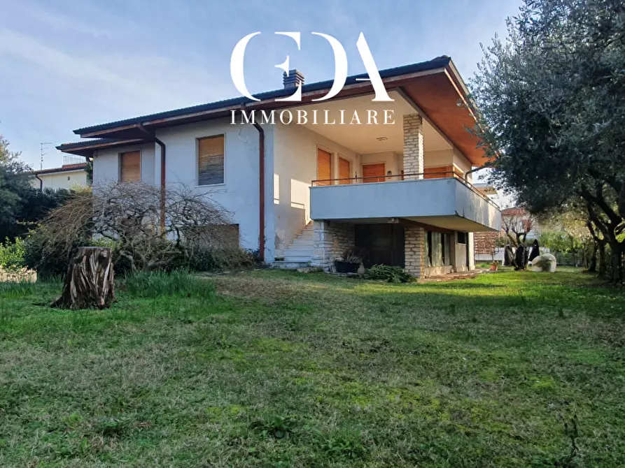 casa indipendente in vendita a Bardolino
