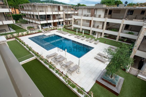 appartamento in vendita a Bardolino