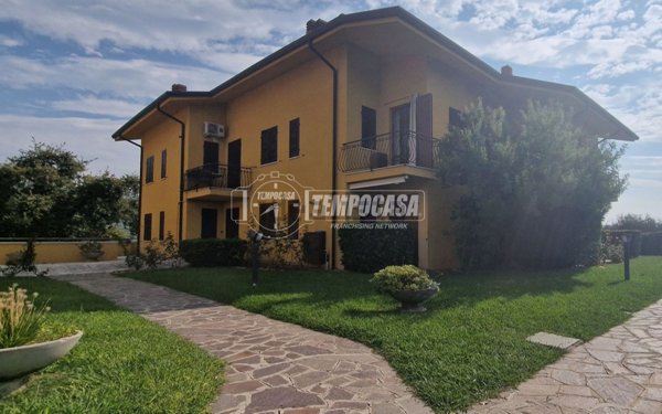 appartamento in vendita a Bardolino