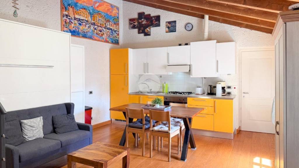 appartamento in vendita a Bardolino
